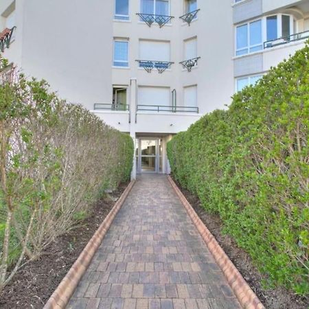 Studio Spacieux Avec Terrasse Et Parking Viry-Chatillon Bagian luar foto
