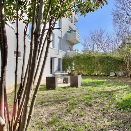 Studio Spacieux Avec Terrasse Et Parking Viry-Chatillon Bagian luar foto