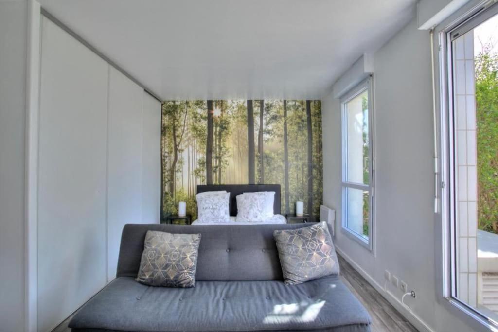 Studio Spacieux Avec Terrasse Et Parking Viry-Chatillon Bagian luar foto